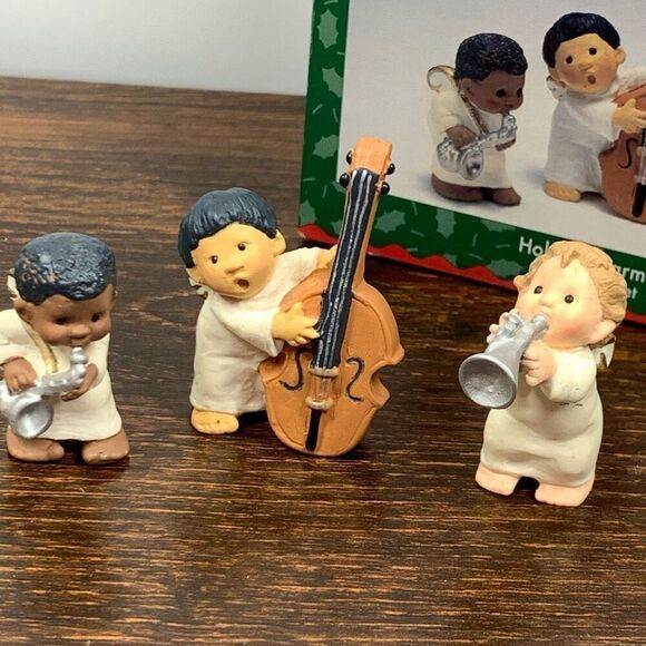 Hallmark holiday Harmony three-piece set holidays 1997  - Picture 4 of 6